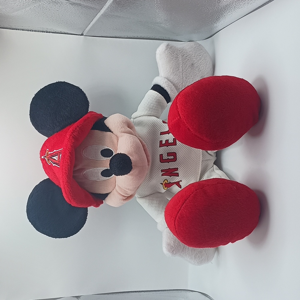 RARE Disney Mickey Mouse Angeles MLB Liscensed 2011 Plush Stuffed